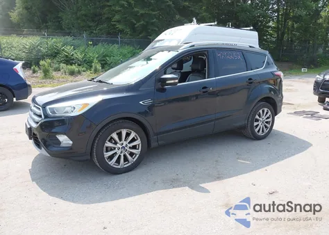 2017 Ford Escape Titanium из США, поврежденный, VIN 1FMCU9JD0HUC86391